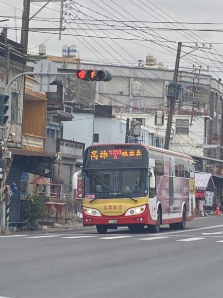 搭客運遊屏東台26線屏鵝公路