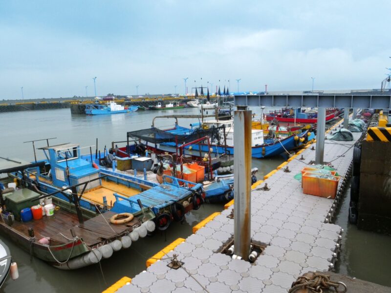 提升船舶停泊安全與空間　新豐坡頭漁港將規劃設計南北堤延伸