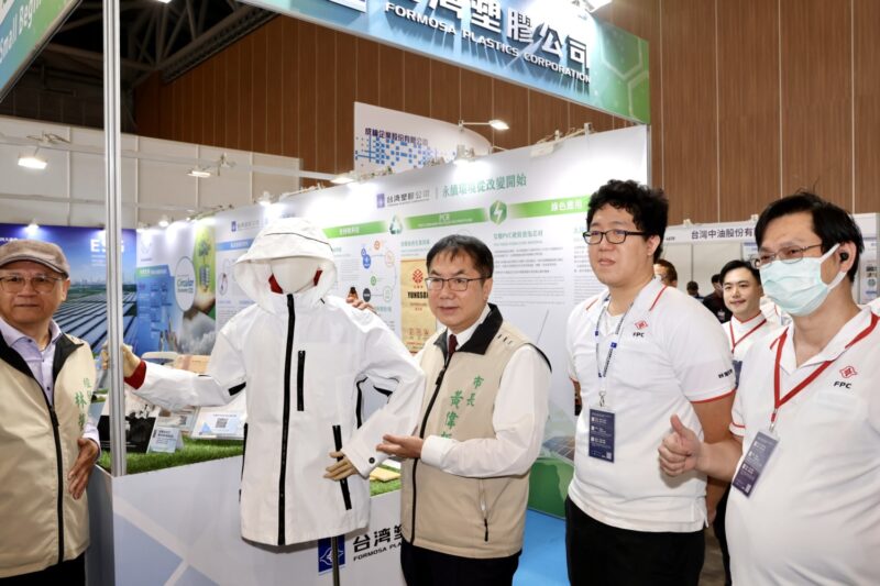 2024臺南橡塑膠工業展開幕  黃偉哲邀請參與南部唯一橡塑膠產業盛會