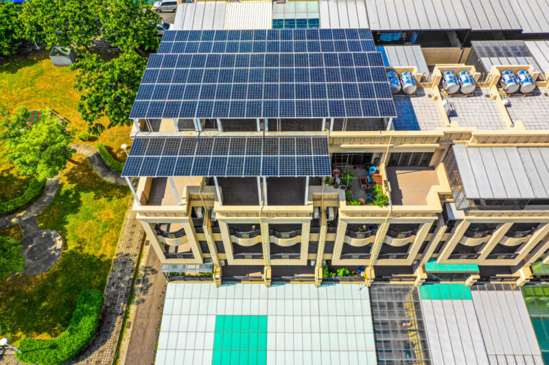 種綠電、賺綠金  高市府補助屋頂太陽光電最高20萬元 3/20起受理申請