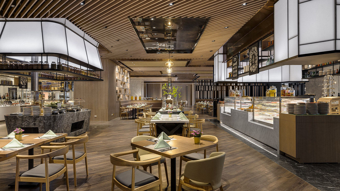 ▲高雄萬豪酒店-於台中國際旅展購買高雄萬豪酒店任一張住宿券，入住即贈豪享自助餐廳豐。（圖/萬豪酒店提供）