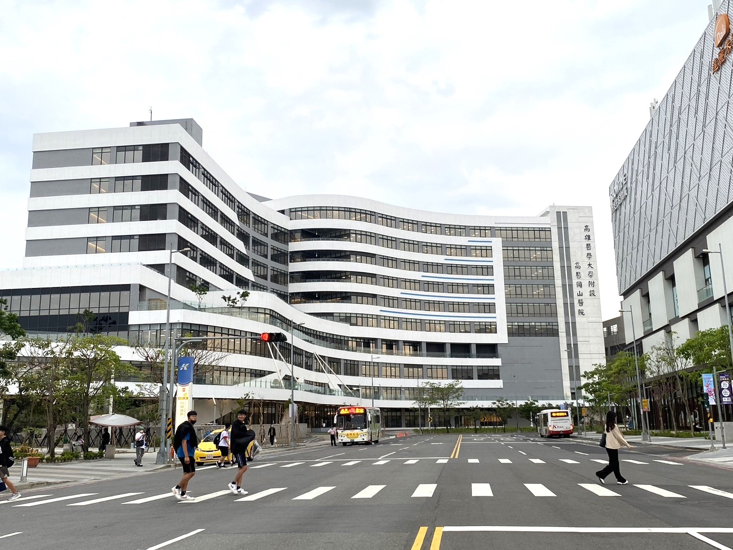 高醫岡山醫院四月展開試營運  提供北高雄地區民眾最完善的醫療照護