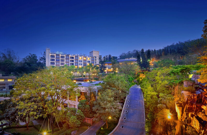 ▲花季度假飯店是南台灣最頂級湯泉假期的最佳選擇。（圖/花季度假飯店提供）