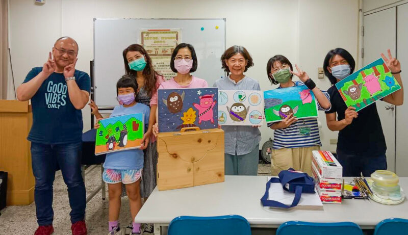 ▲前鎮圖書館創作三篇紙芝居故事。（圖/鎮港園社區大學提供）