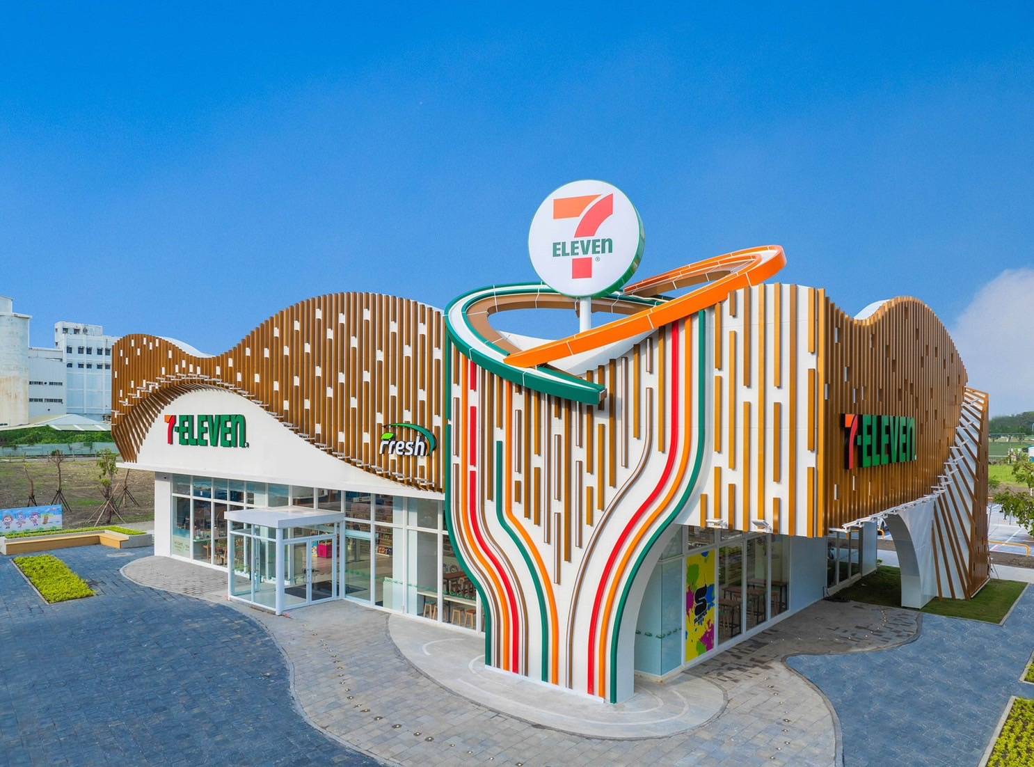 7-ELEVEN第7,110家門市 高雄「愿橋門市」帶來全新複合體驗 | 蕃新聞