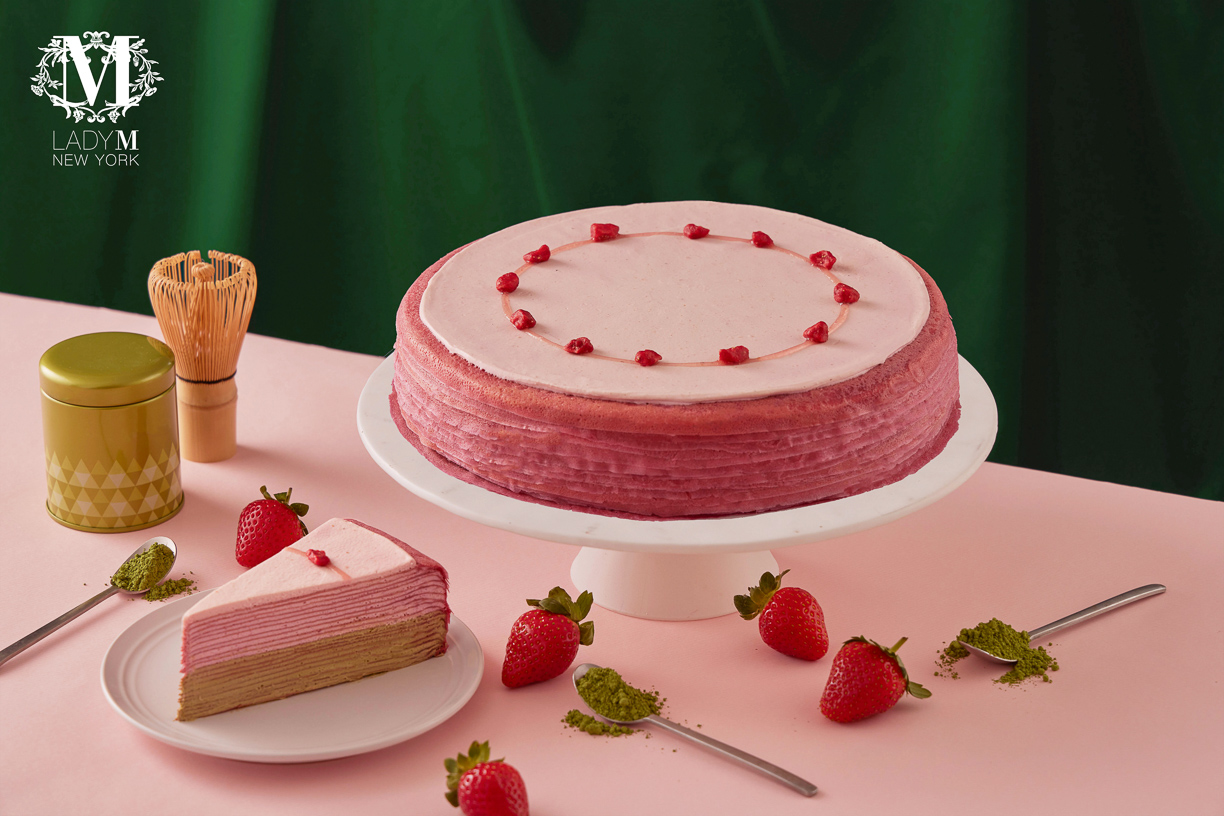 ▲高雄義享店獨家限定口味-草莓抹茶千層蛋糕 ( 9吋2,800元 切片280元)。(圖/高雄義享時尚廣場提供)