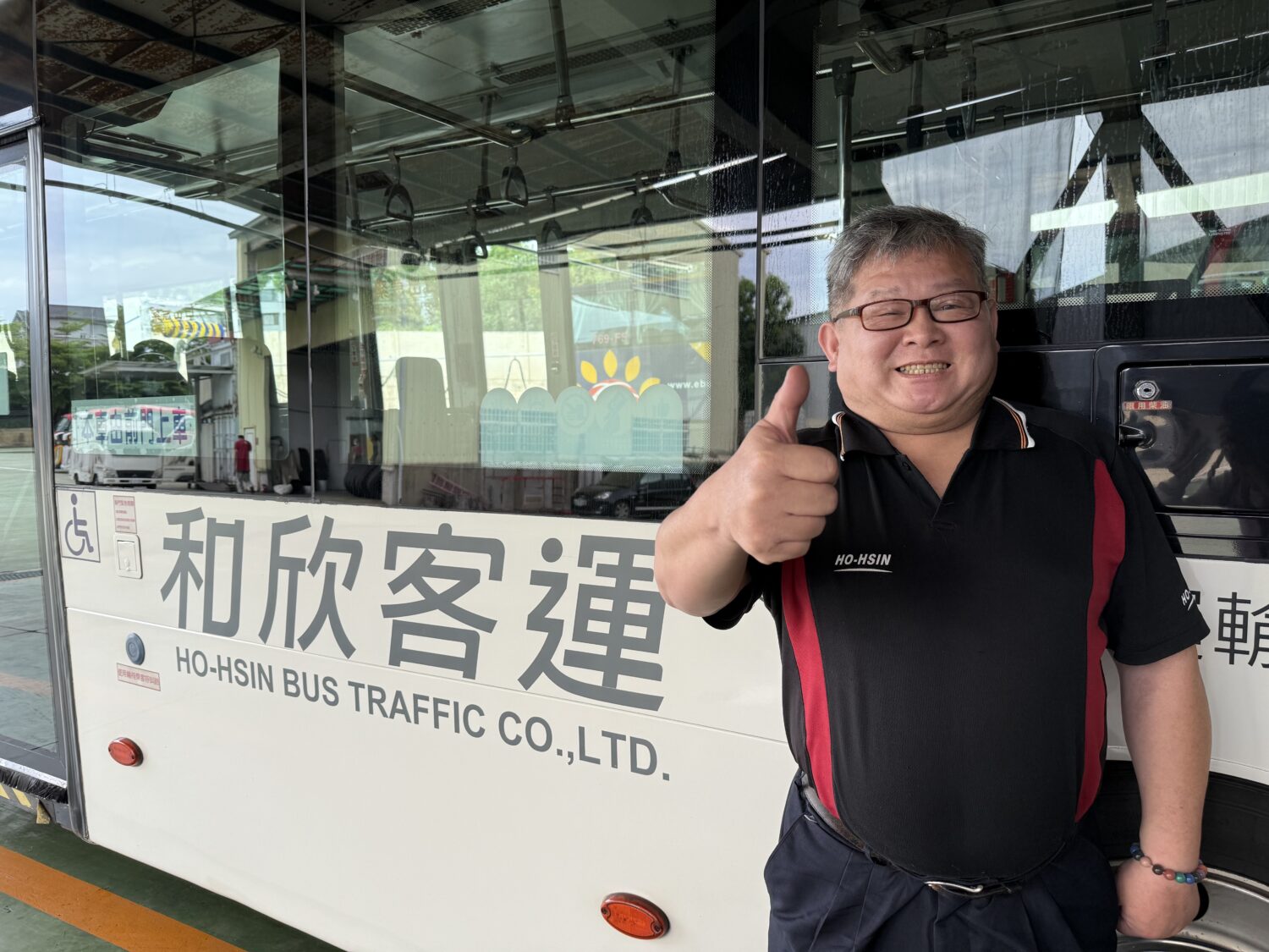中市公車駕駛下午5時睡、凌晨3時起 準時發首班車展現職人精神