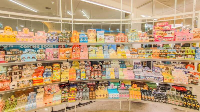 ▲三創生活「創Q Space」今天在高雄夢時代二樓開設第六家分店，也是首家南台灣據點。（圖/記者張忠義攝）