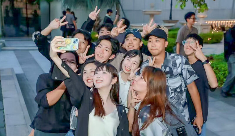 ▲本屆賽事導演組與台灣選手在晚會現場進行合影留念。(圖/主辦單位提供)