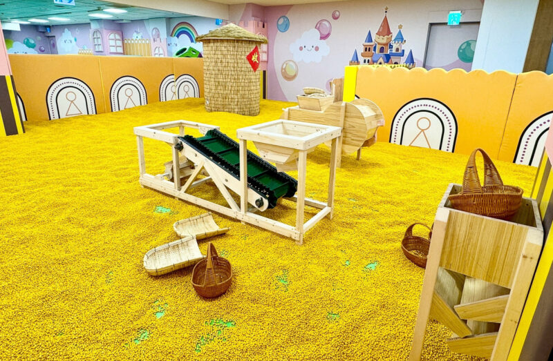 ▲田園探險區-模擬鄉村穀倉。（圖/大立百貨提供）