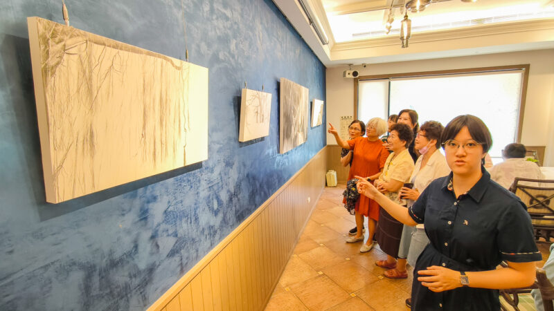 ▲藝術家孫毓玟的《心聲×新生》創作個展，值得你來細細品味。（圖/記者張忠義攝）