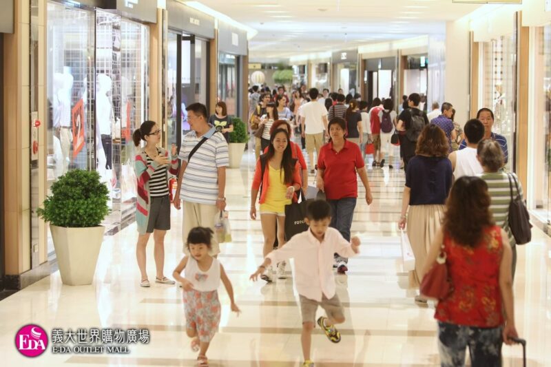 ▲鄰近大型親子樂園與購物商場，從吃喝玩樂到血拚購物，通通一站搞定，不論是親子同行。（圖/義大皇家酒店提供）