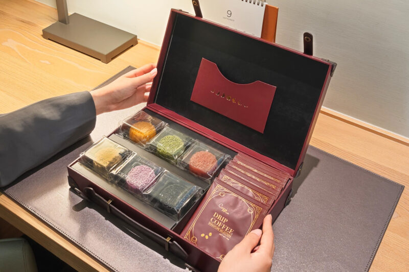 ▲和逸飯店‧高雄中山館即日起至10月6日，規劃「逸享中秋 星月相迎」住房專案，預訂入住即贈「月慕」中秋禮盒。（圖/高雄和逸飯店提供）