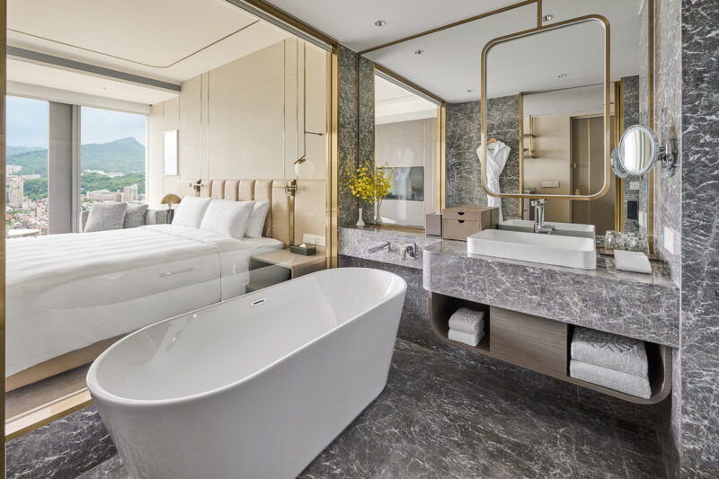 ▲台北漢來大飯店七夕限量加碼贈票活動，入住「樂遊一夏」住房專案，即可獲「2025_TRENDY_TAIPEI_潮臺北－JAM_JAM_ASIA_亞洲音樂節」雙日票。（圖/漢來飯店事業群提供）