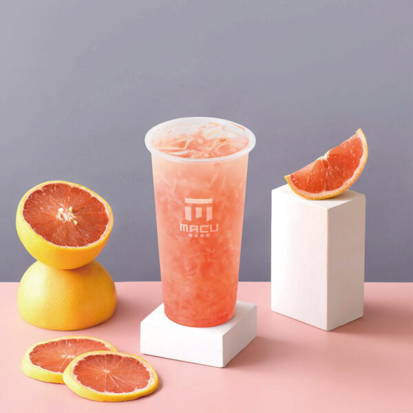 ▲葡萄柚果粒茶，探索麻古的味蕾旅程。（圖/麻古茶坊提供）