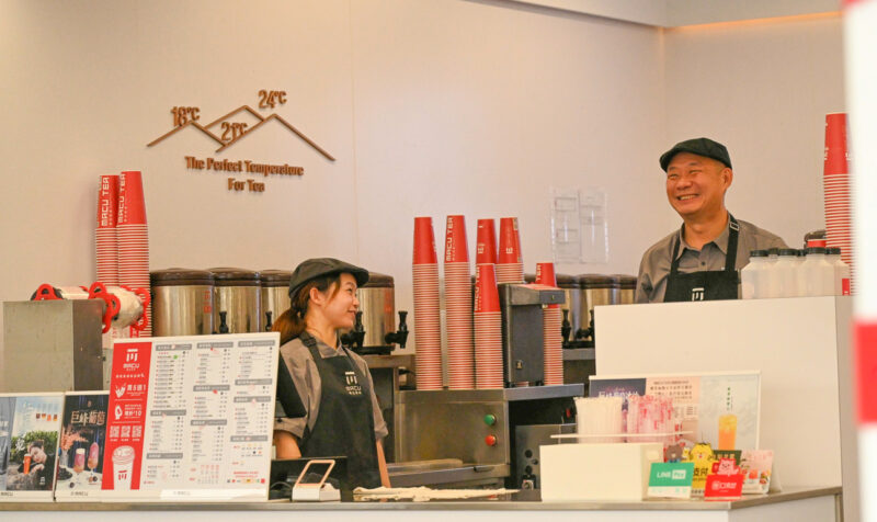 ▲加盟對Stan而言，是一段與團隊一起成長的旅程。（圖/麻古茶坊提供）