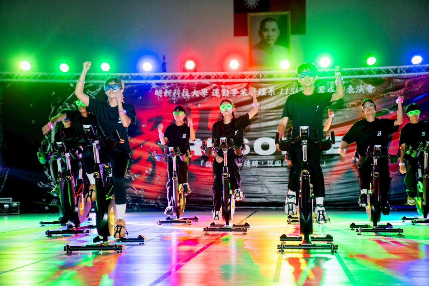 明新科大運管系成果展主題「RESOLVE 毅力」展現學生專業的蛻變