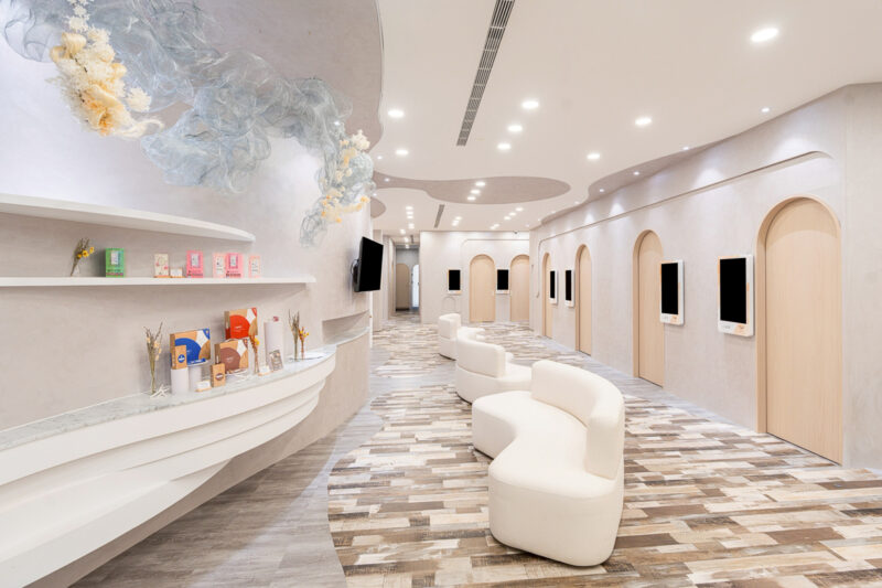 ▲亞灣馬光侘寂美學空間展現中醫新樣貌，三多商圈地王價值再進化。（圖/馬光中醫提供）