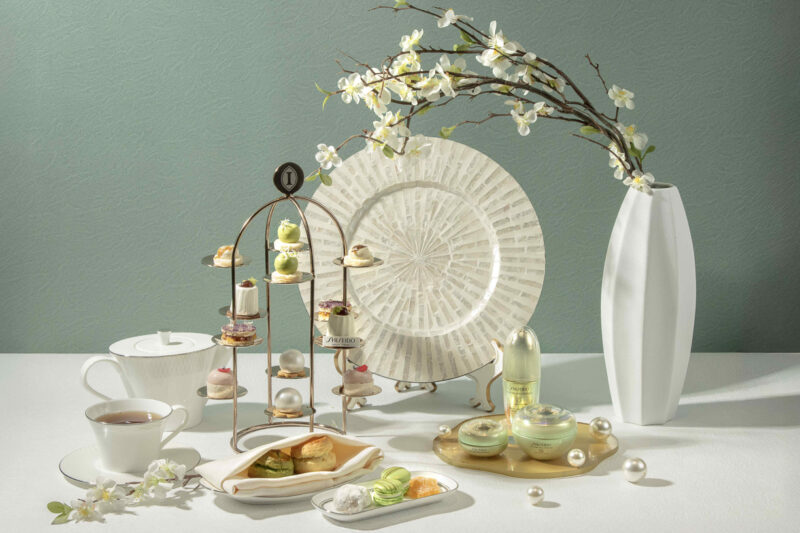 ▲高雄洲際酒店聯名雙人午茶「極上御藏．冬日悠然下午茶」，靈感來自資生堂「極上御藏。（圖/高雄洲際酒店提供）