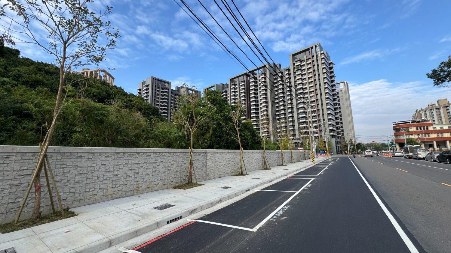 強化防洪保護內惟美術館與周邊地區安全 高市府聯手軍方重建柴山阻水牆