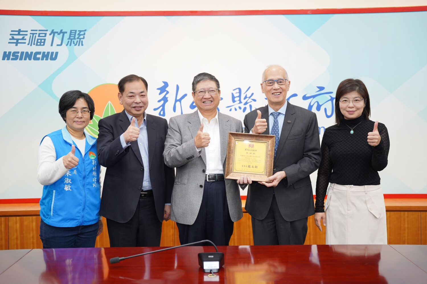 建功高中和清華大學與最新科技接軌  10堂課讓高中生用AI賺第一桶金