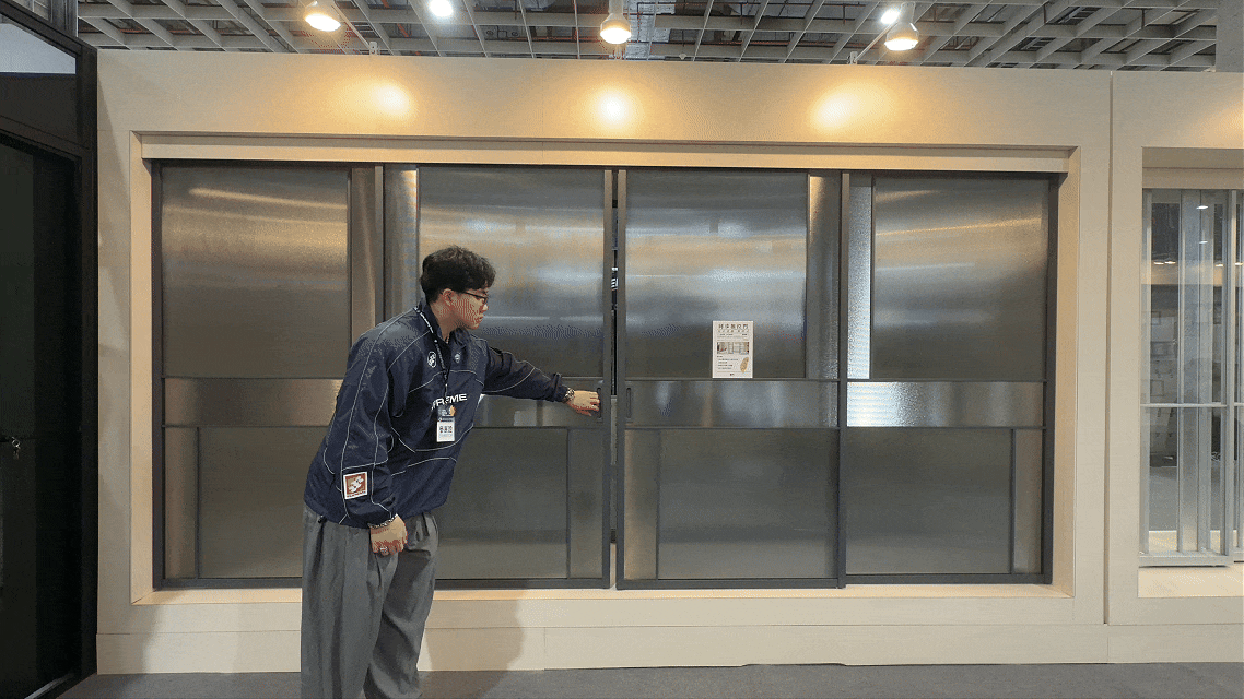 圖2:同步推拉門