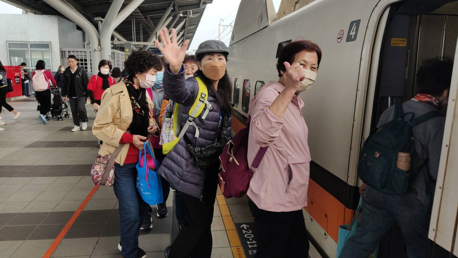 台灣高鐵關懷丹娜絲風災長者 溫馨高鐵之旅撫慰受創心靈