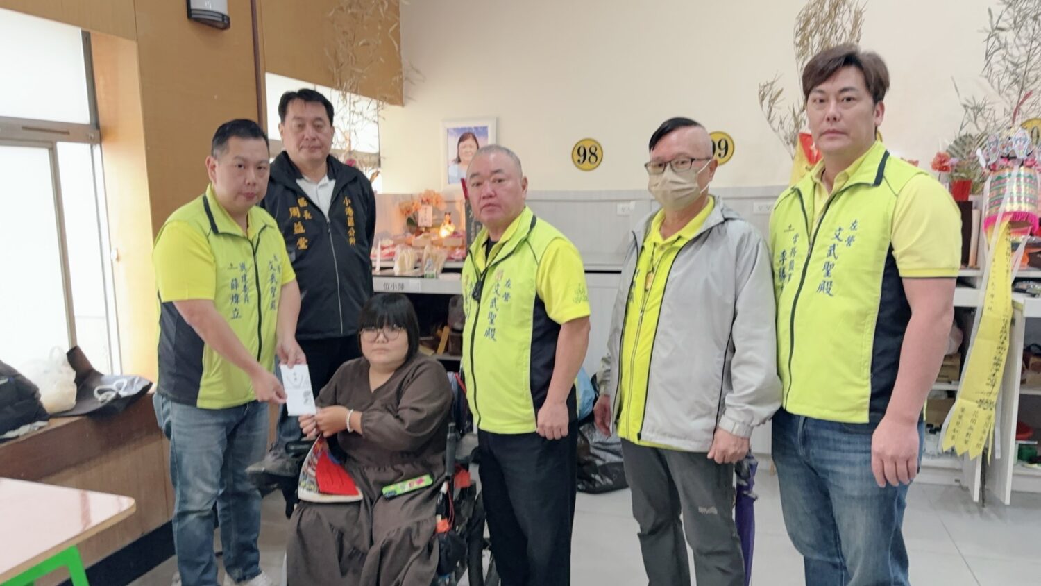 「在一起」串連公私協力：總統教育獎得主耿美琪把告別化為生命教育力量