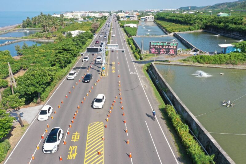 中秋連假北返車潮湧現　枋警啟動調撥車道疏導