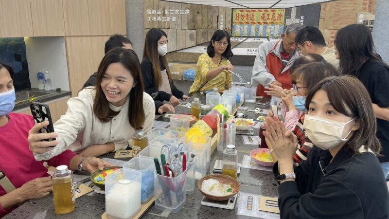 ▲遠雄好室智造所，讓民眾齊聚動手創作，將廢棄材料轉化為實用生活物件，體驗永續走進日常的可能。（圖/遠雄建設提供）