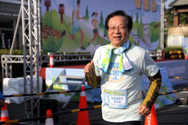 台糖「健康路上‧台糖同行」公益路跑 尖山埤渡假村熱力開跑