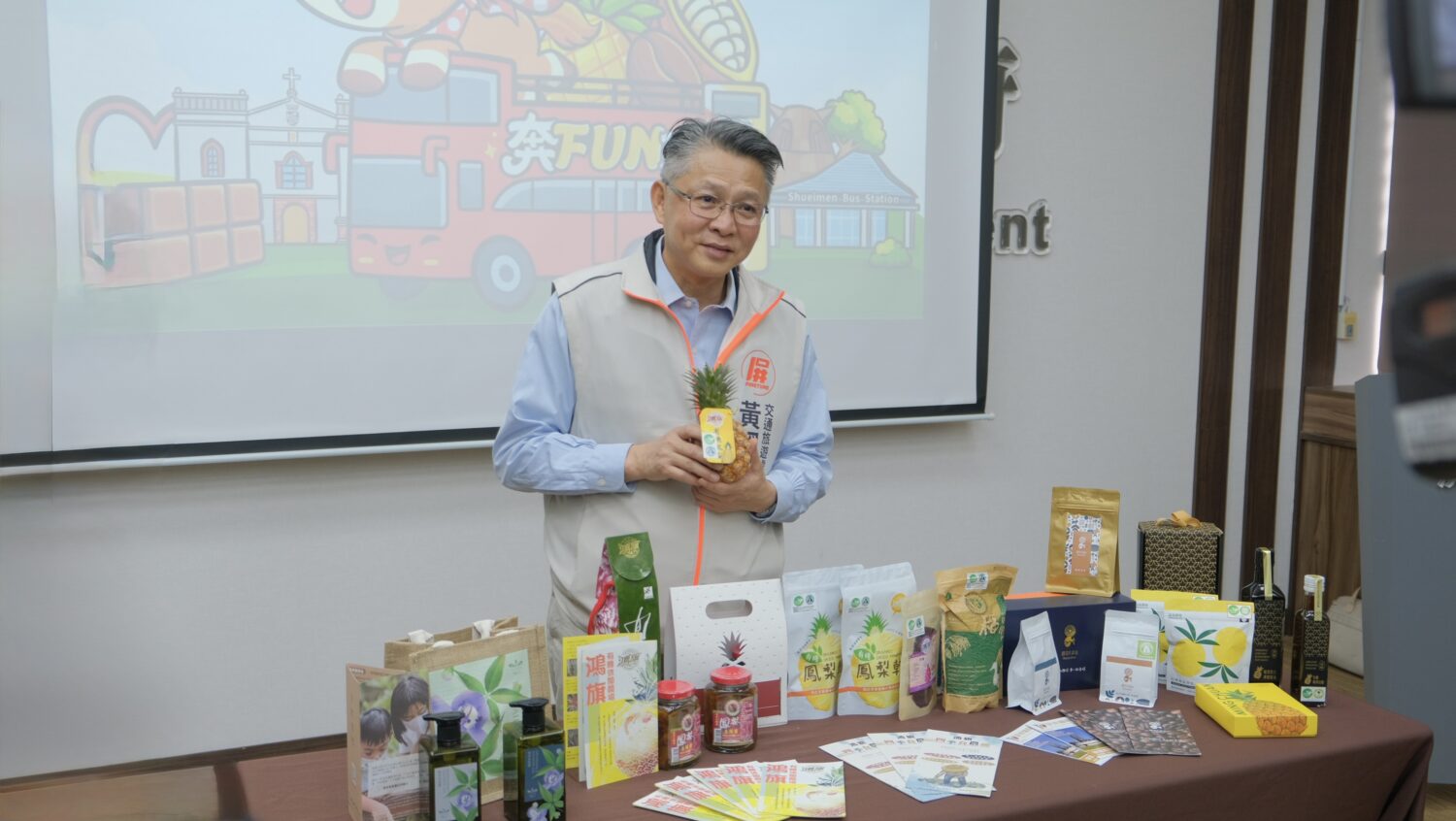 「奔FUN 185」雙層巴士屏東開跑 邀民眾FUN遊沿山公路秘境!