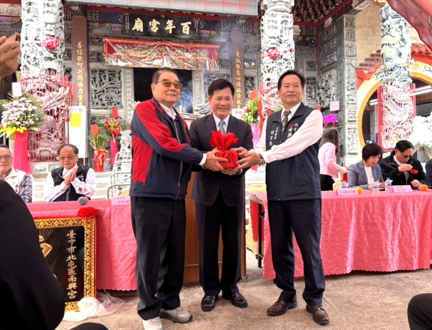 兩百年媽祖信仰續寫新章 南興宮主委交接隆重登場