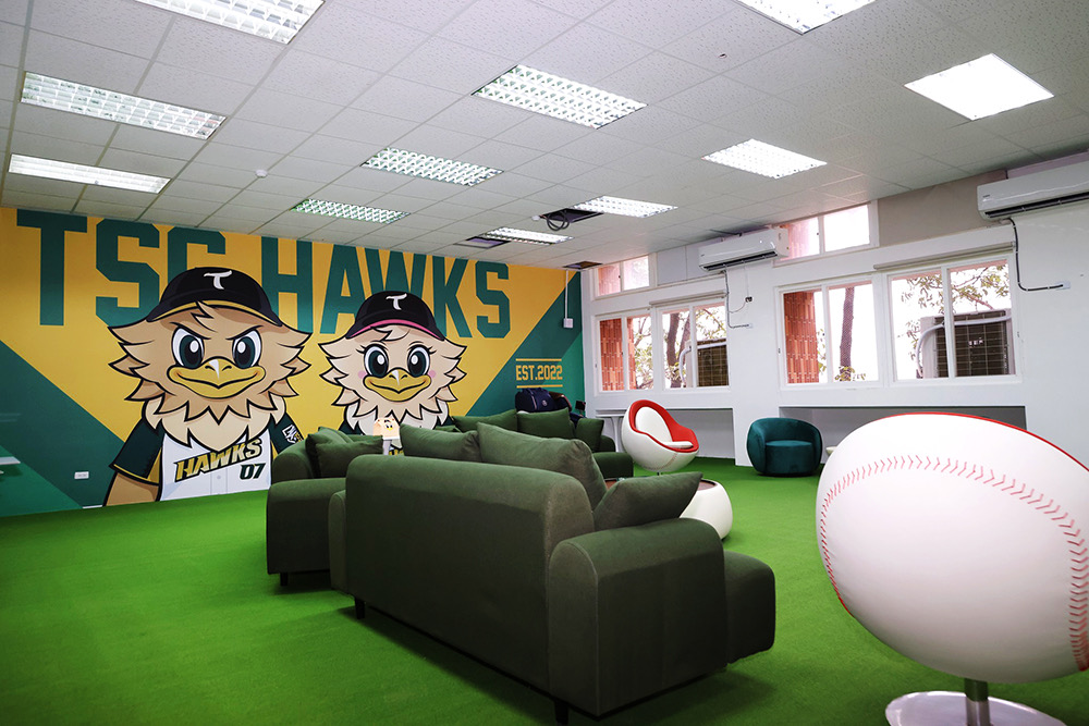 燦星旅遊攜手雄鷹首揭「皇鷹學院」神秘面紗! 春訓賞鷹團 1/26 限量啟售邀球迷並肩同行 燦星旅遊攜手雄鷹首揭「皇鷹學院」神秘面紗! 春訓賞鷹團 1/26 限量啟售邀球迷並肩同行