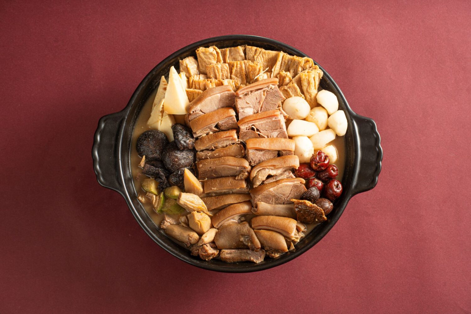 台南大員皇冠假日酒店冬季鍋物登場   中日料理雙響宴暖心上桌