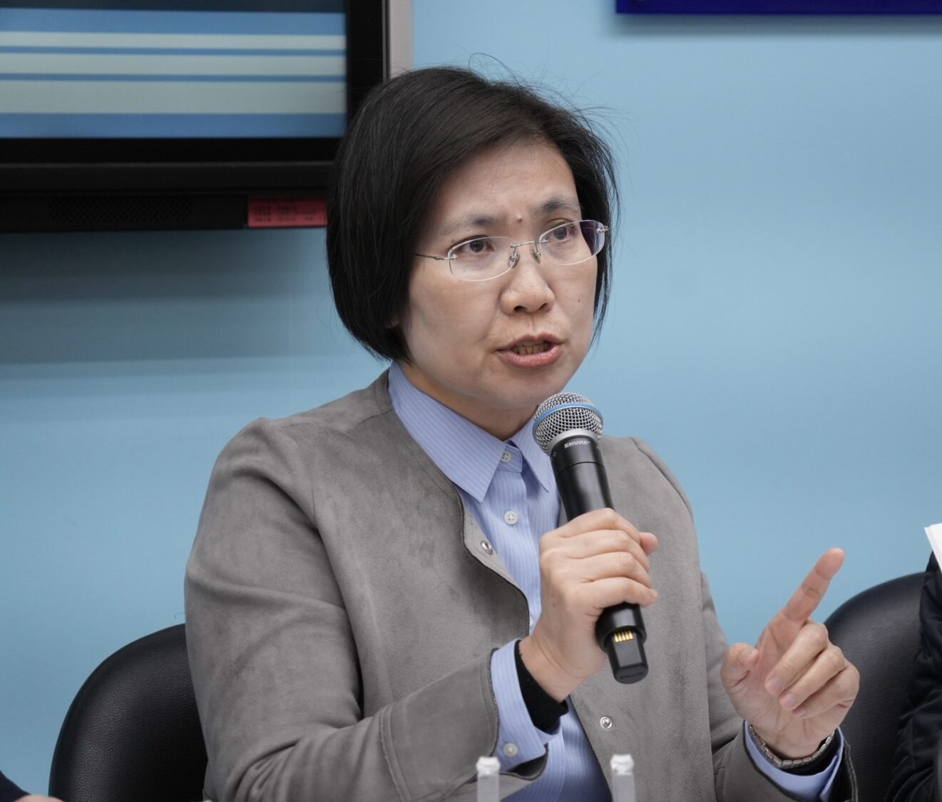 竹縣長選舉民調出爐 徐欣瑩領先陳見賢拉開與鄭朝方差距 竹縣長選舉民調出爐 徐欣瑩領先陳見賢拉開與鄭朝方差距