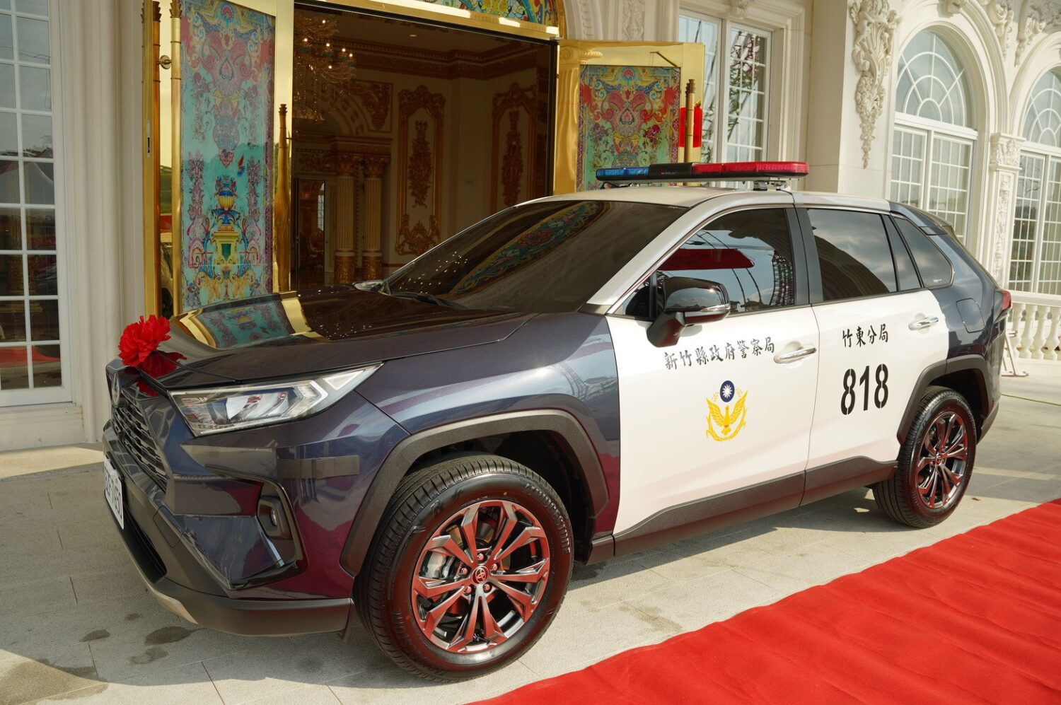 打擊犯罪維護治安 啟德董事長胡漢龑捐竹縣巡邏車