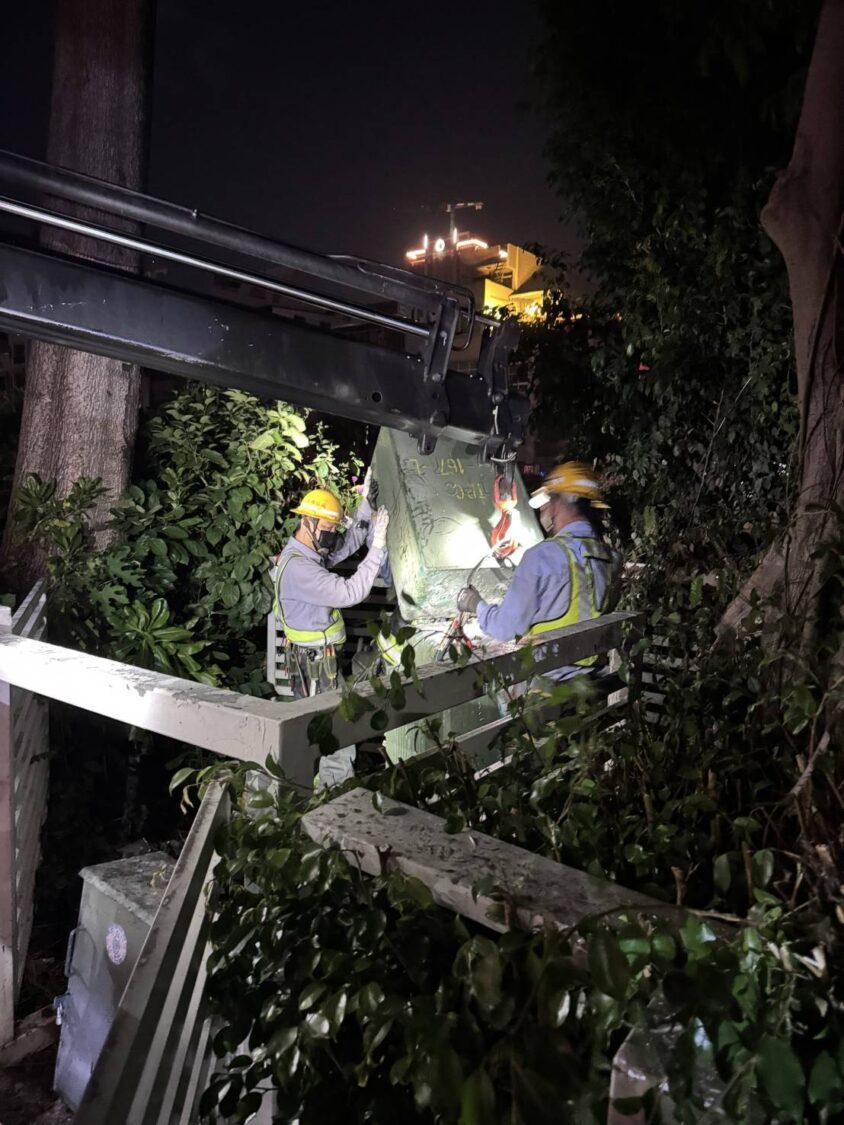 高雄市三民區深夜變壓器故障停電 台電20分鐘內復電近八成