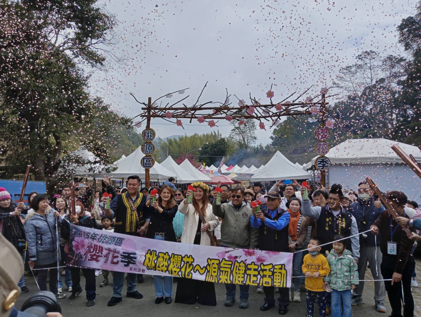高雄市桃源櫻花季浪漫登場　健走、攝影、夜櫻活動串聯山城春日風景