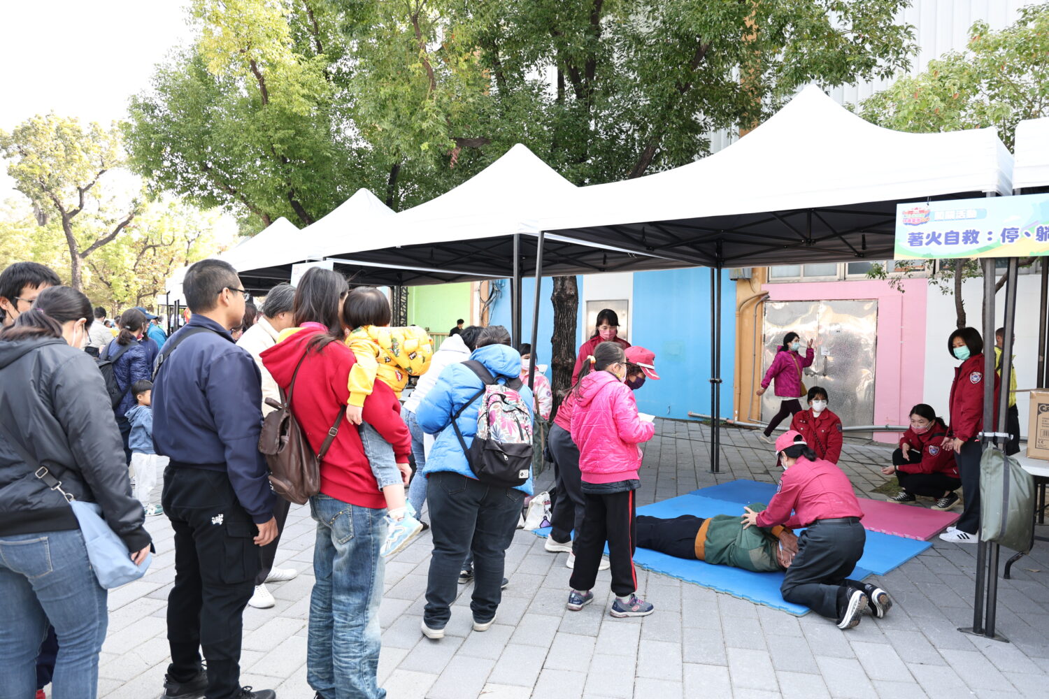 台南舉行119出任務擴大防火宣導活動 黃偉哲邀大小朋友共同守護家園安全