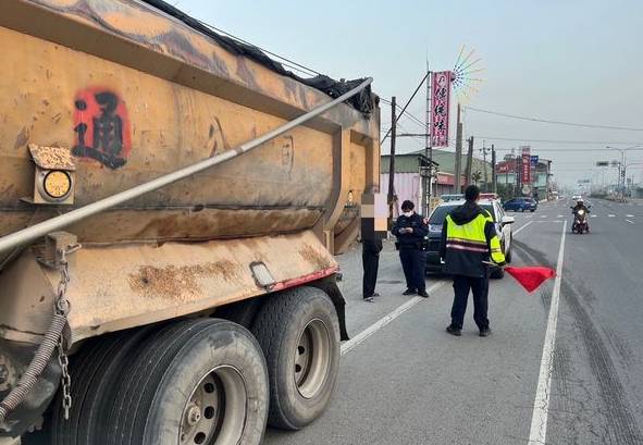 屏警115/1/5起啟動大貨車執法專案　加強取締超速、闖紅燈等高風險違規