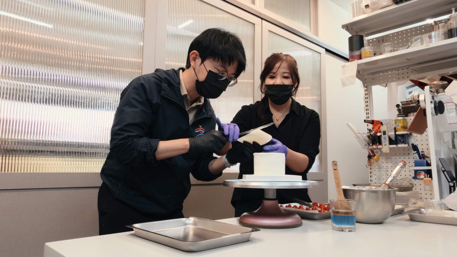 留學日本甜點雙胞胎姊妹落腳高雄愛河灣 「双蒔」綻放日本匠人精神