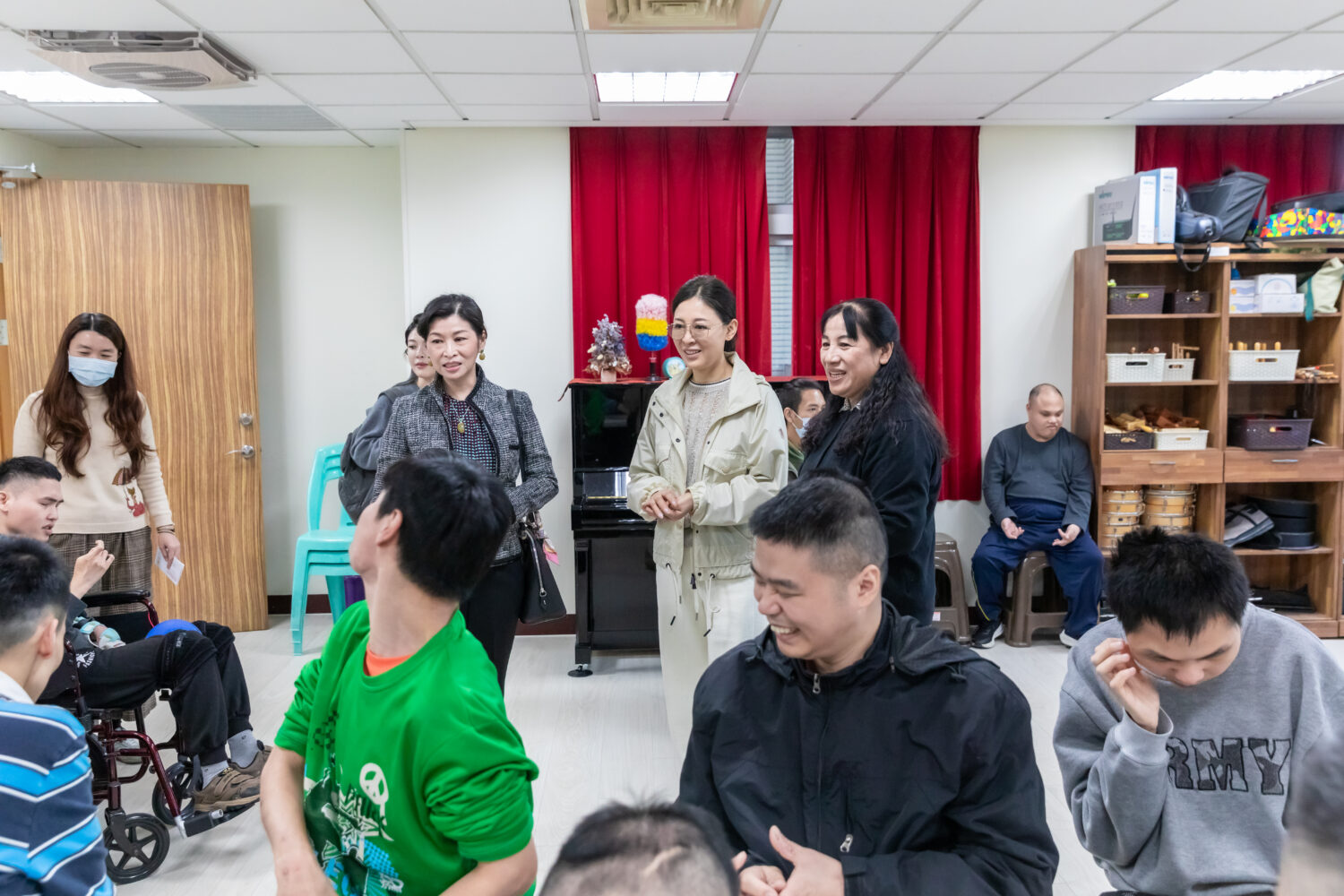 沛然奈米生技有限公司捐款惠明教養院　以行動關懷視多重障礙者