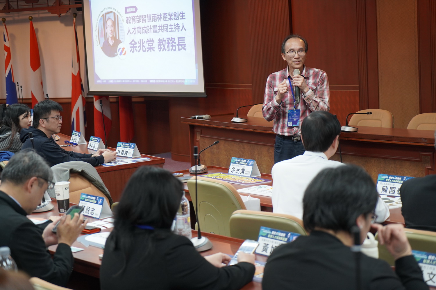 高餐大領航AI智慧餐飲重塑產官學新境界 讓AI不再冷冰冰