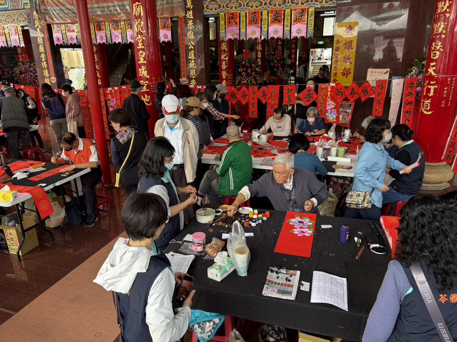 苓雅區公所聯手萬應公廟、關帝廟及臺電舉辦「115年度寒冬送暖關懷活動」