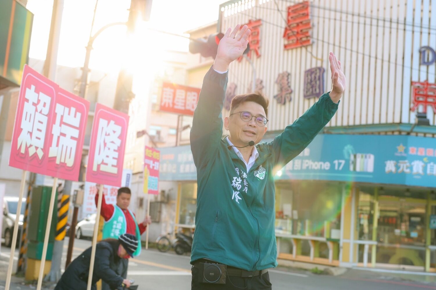 高雄市長初選封關民調顯示 賴瑞隆暫時領先 高雄市長初選封關民調顯示 賴瑞隆暫時領先