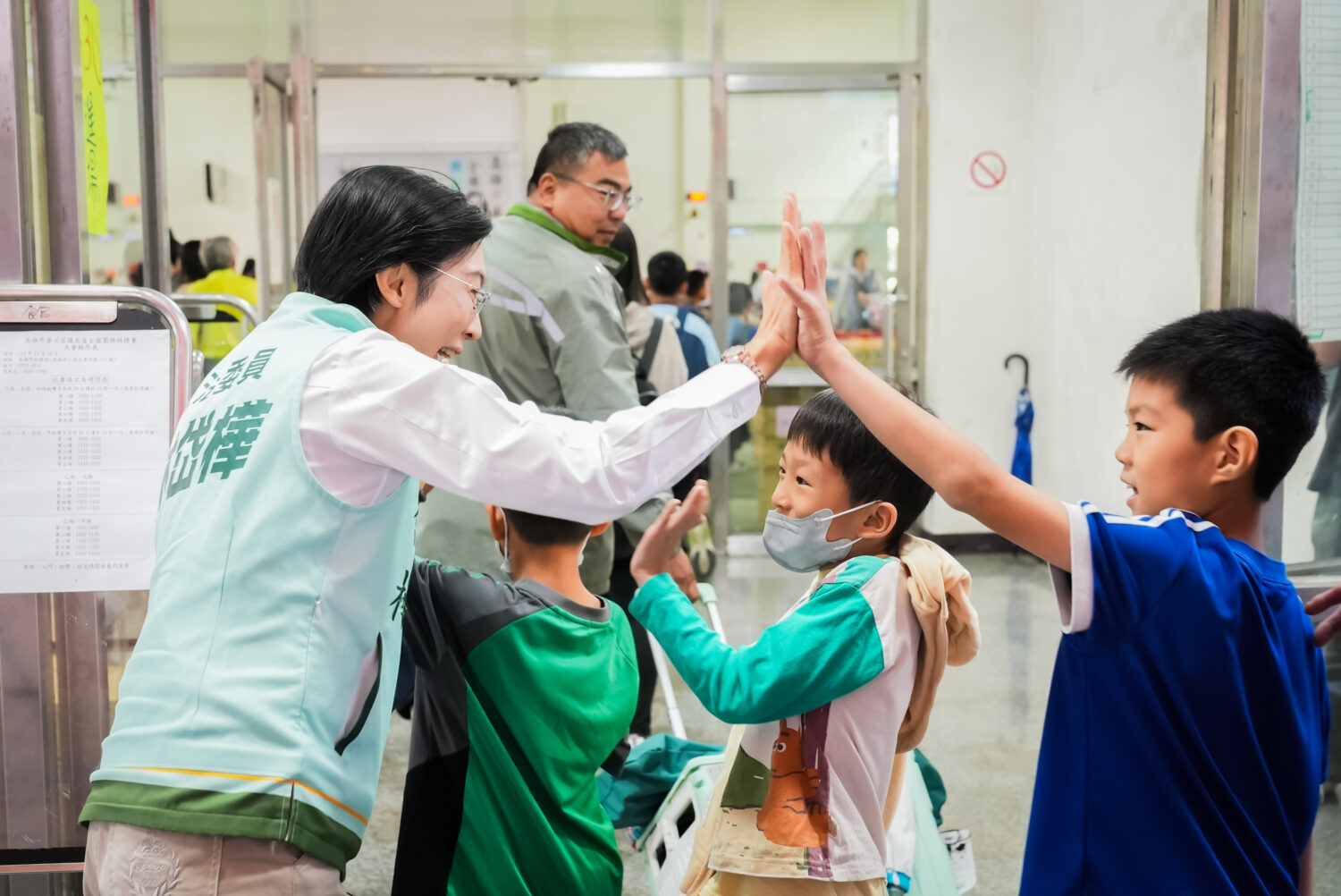 林岱樺推普設親子館 和父母一起陪孩子長大