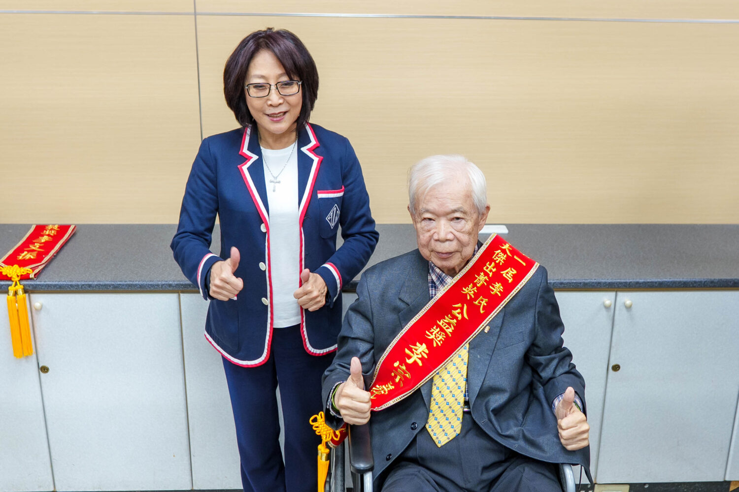 首屆高雄市李氏10大傑出菁英獎選拔 評審團一致通過全數獲獎