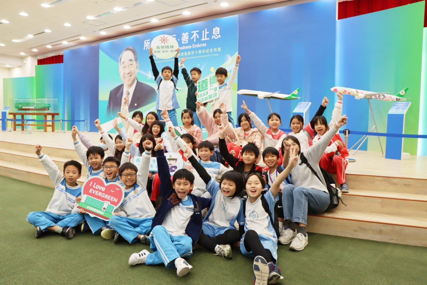 張榮發紀念特展感動登場 親手文稿及等身蠟像首曝光