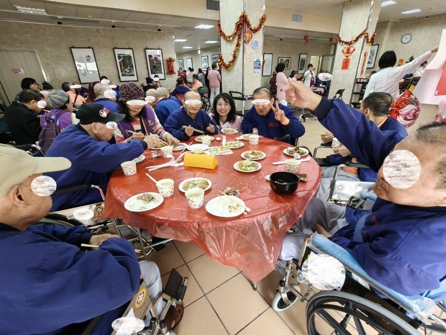 北榮新竹分院「福馬迎春慶團圓」長輩溫馨圍爐歡喜迎新春